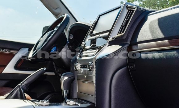 Acheter Import Voiture Toyota Land Cruiser Noir à Import - Dubai, Artibonite Acheter Import Voiture Toyota Land Cruiser Noir à Import - Dubai, Artibonite