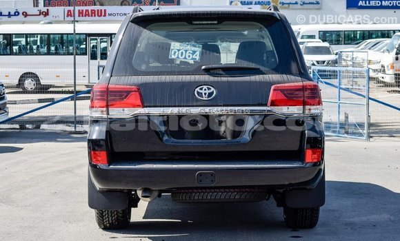 Acheter Import Voiture Toyota Land Cruiser Noir à Import - Dubai, Artibonite Acheter Import Voiture Toyota Land Cruiser Noir à Import - Dubai, Artibonite