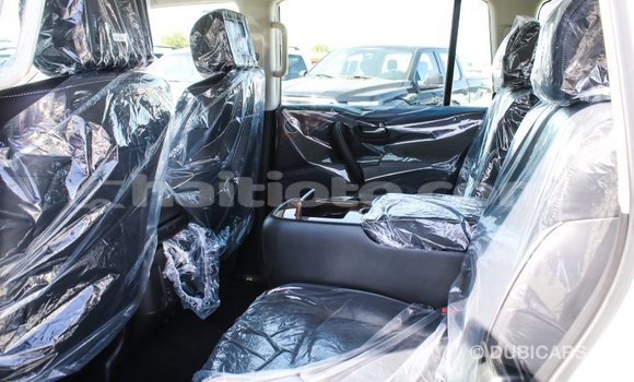 Acheter Import Voiture Infiniti Q Blanc à Import - Dubai, Artibonite Acheter Import Voiture Infiniti Q Blanc à Import - Dubai, Artibonite