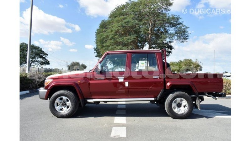 Big with watermark toyota land cruiser artibonite import dubai 1771
