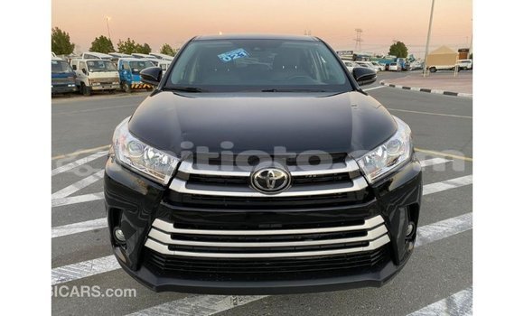 Acheter Import Voiture Toyota Highlander Noir à Import - Dubai, Artibonite Acheter Import Voiture Toyota Highlander Noir à Import - Dubai, Artibonite