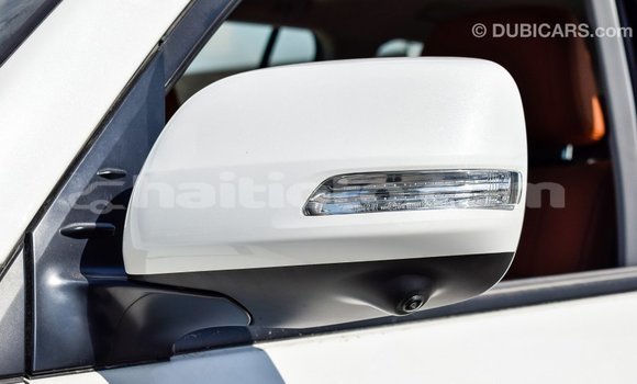 Acheter Import Voiture Toyota Land Cruiser Blanc à Import - Dubai, Artibonite Acheter Import Voiture Toyota Land Cruiser Blanc à Import - Dubai, Artibonite