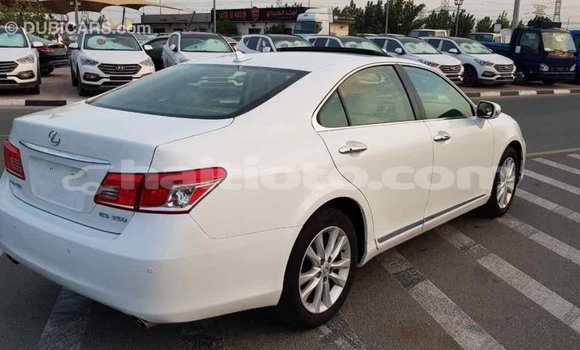 Acheter Import Voiture Lexus ES Blanc à Import - Dubai, Artibonite Acheter Import Voiture Lexus ES Blanc à Import - Dubai, Artibonite