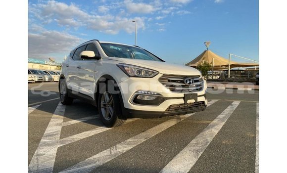Acheter Import Voiture Hyundai Santa Fe Blanc à Import - Dubai, Artibonite Acheter Import Voiture Hyundai Santa Fe Blanc à Import - Dubai, Artibonite