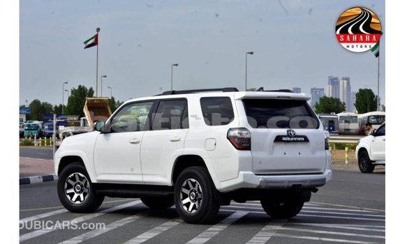 Acheter Import Voiture Toyota 4Runner Blanc à Import - Dubai, Artibonite Acheter Import Voiture Toyota 4Runner Blanc à Import - Dubai, Artibonite