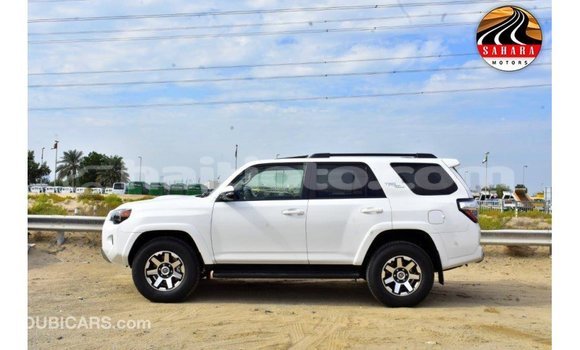 Acheter Import Voiture Toyota 4Runner Blanc à Import - Dubai, Artibonite Acheter Import Voiture Toyota 4Runner Blanc à Import - Dubai, Artibonite