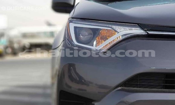 Acheter Import Voiture Toyota RAV4 Autre à Import - Dubai, Artibonite Acheter Import Voiture Toyota RAV4 Autre à Import - Dubai, Artibonite