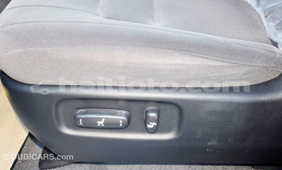 Acheter Import Voiture Toyota Land Cruiser Blanc à Import - Dubai, Artibonite Acheter Import Voiture Toyota Land Cruiser Blanc à Import - Dubai, Artibonite