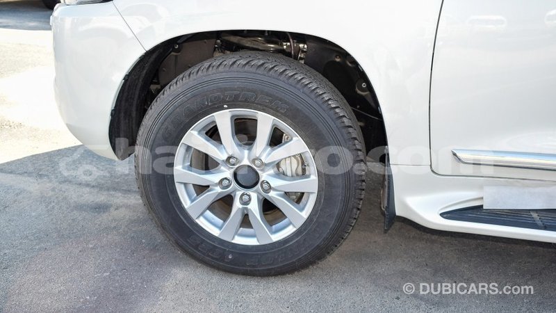 Big with watermark toyota land cruiser artibonite import dubai 1785