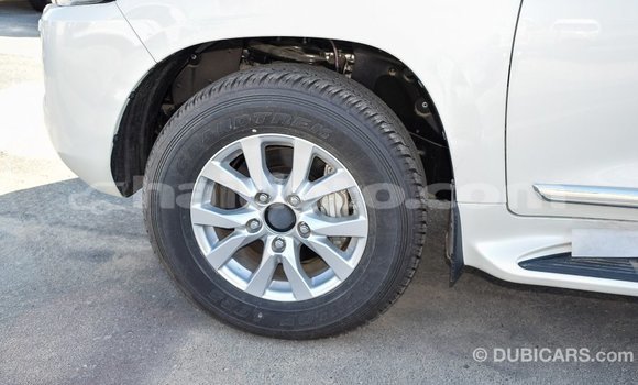 Acheter Import Voiture Toyota Land Cruiser Blanc à Import - Dubai, Artibonite Acheter Import Voiture Toyota Land Cruiser Blanc à Import - Dubai, Artibonite