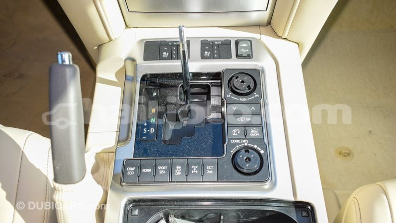Big with watermark toyota land cruiser artibonite import dubai 1786