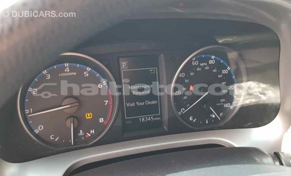 Acheter Import Voiture Toyota RAV4 Autre à Import - Dubai, Artibonite Acheter Import Voiture Toyota RAV4 Autre à Import - Dubai, Artibonite