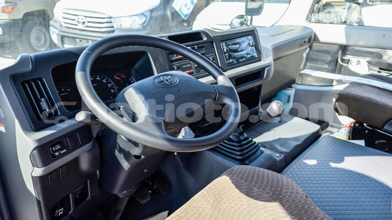 Big with watermark toyota coaster artibonite import dubai 1787