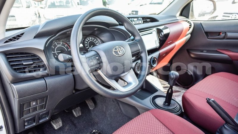 Big with watermark toyota hilux artibonite import dubai 1788