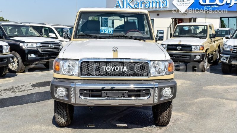 Big with watermark toyota land cruiser artibonite import dubai 1789