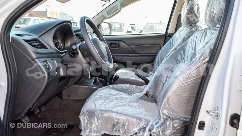 Big with watermark mitsubishi l200 artibonite import dubai 1790