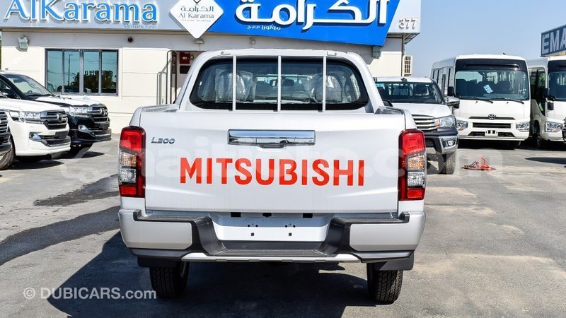 Big with watermark mitsubishi l200 artibonite import dubai 1790
