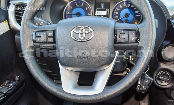 Acheter Import Voiture Toyota Hilux Autre à Import - Dubai, Artibonite Acheter Import Voiture Toyota Hilux Autre à Import - Dubai, Artibonite
