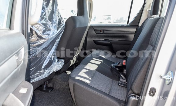 Acheter Import Voiture Toyota Hilux Autre à Import - Dubai, Artibonite Acheter Import Voiture Toyota Hilux Autre à Import - Dubai, Artibonite