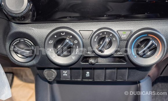 Acheter Import Voiture Toyota Hilux Autre à Import - Dubai, Artibonite Acheter Import Voiture Toyota Hilux Autre à Import - Dubai, Artibonite