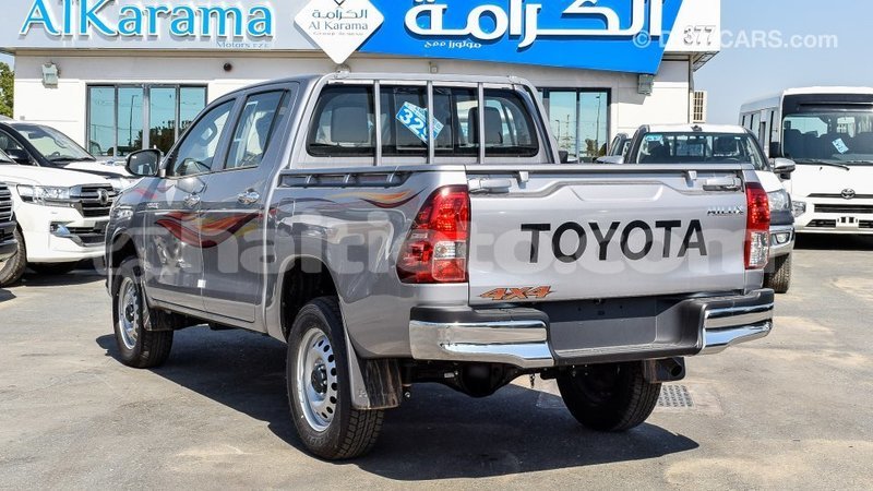 Big with watermark toyota hilux artibonite import dubai 1793
