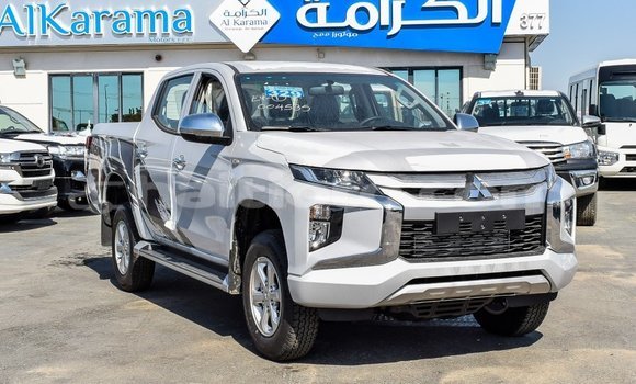 Acheter Import Voiture Mitsubishi L200 Blanc à Import - Dubai, Artibonite Acheter Import Voiture Mitsubishi L200 Blanc à Import - Dubai, Artibonite