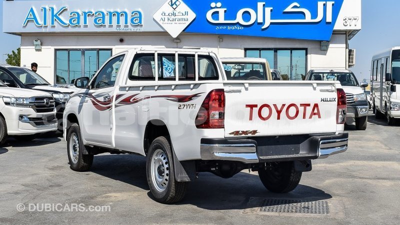 Big with watermark toyota hilux artibonite import dubai 1797