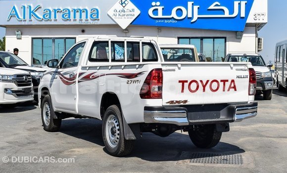 Acheter Import Voiture Toyota Hilux Blanc à Import - Dubai, Artibonite Acheter Import Voiture Toyota Hilux Blanc à Import - Dubai, Artibonite