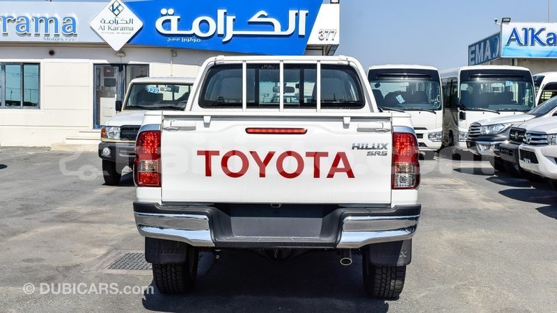 Big with watermark toyota hilux artibonite import dubai 1798