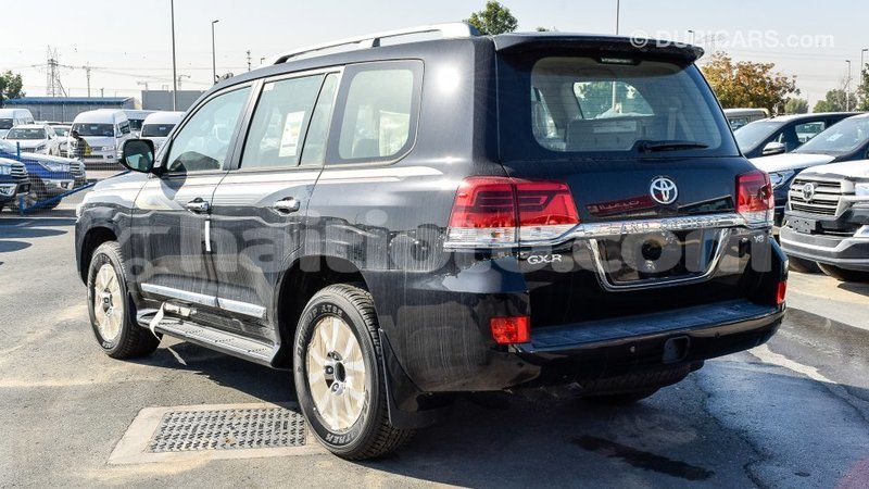 Big with watermark toyota land cruiser artibonite import dubai 1801