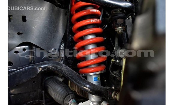 Acheter Import Voiture Toyota Hilux Noir à Import - Dubai, Artibonite Acheter Import Voiture Toyota Hilux Noir à Import - Dubai, Artibonite