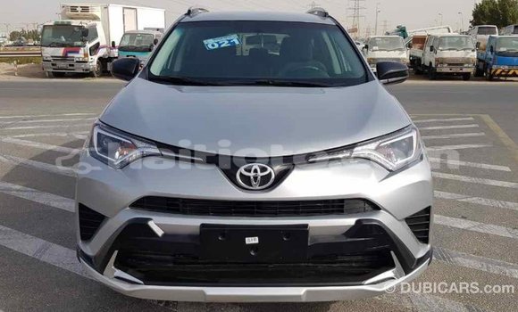 Acheter Import Voiture Toyota RAV4 Autre à Import - Dubai, Artibonite Acheter Import Voiture Toyota RAV4 Autre à Import - Dubai, Artibonite