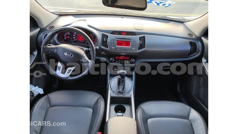 Big with watermark kia sportage artibonite import dubai 1817