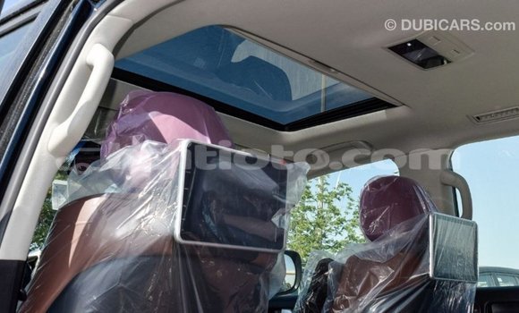 Acheter Import Voiture Toyota Land Cruiser Noir à Import - Dubai, Artibonite Acheter Import Voiture Toyota Land Cruiser Noir à Import - Dubai, Artibonite