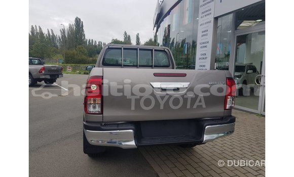 Acheter Import Voiture Toyota Hilux Autre à Import - Dubai, Artibonite Acheter Import Voiture Toyota Hilux Autre à Import - Dubai, Artibonite