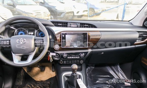 Acheter Import Voiture Toyota Hilux Autre à Import - Dubai, Artibonite Acheter Import Voiture Toyota Hilux Autre à Import - Dubai, Artibonite