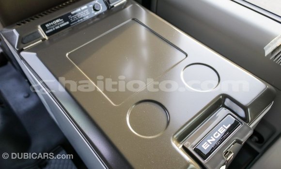 Acheter Import Voiture Toyota Coaster Blanc à Import - Dubai, Artibonite Acheter Import Voiture Toyota Coaster Blanc à Import - Dubai, Artibonite