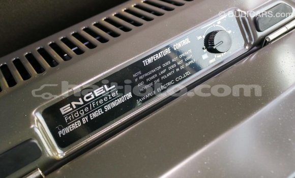 Acheter Import Voiture Toyota Coaster Blanc à Import - Dubai, Artibonite Acheter Import Voiture Toyota Coaster Blanc à Import - Dubai, Artibonite