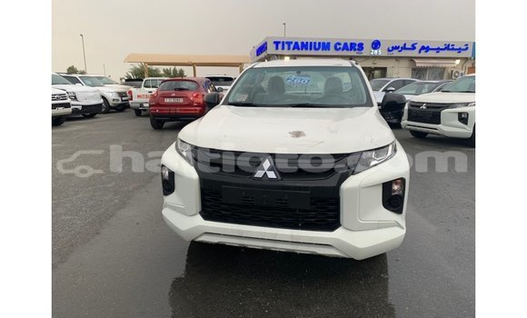 Acheter Import Voiture Mitsubishi L200 Blanc à Import - Dubai, Artibonite Acheter Import Voiture Mitsubishi L200 Blanc à Import - Dubai, Artibonite