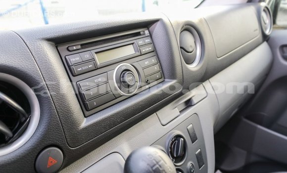 Acheter Import Voiture Nissan Urvan Blanc à Import - Dubai, Artibonite Acheter Import Voiture Nissan Urvan Blanc à Import - Dubai, Artibonite