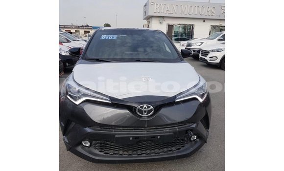 Acheter Import Voiture Toyota C-HR Autre à Import - Dubai, Artibonite Acheter Import Voiture Toyota C-HR Autre à Import - Dubai, Artibonite