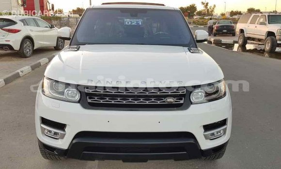 Acheter Import Voiture Land Rover Range Rover Blanc à Import - Dubai, Artibonite Acheter Import Voiture Land Rover Range Rover Blanc à Import - Dubai, Artibonite