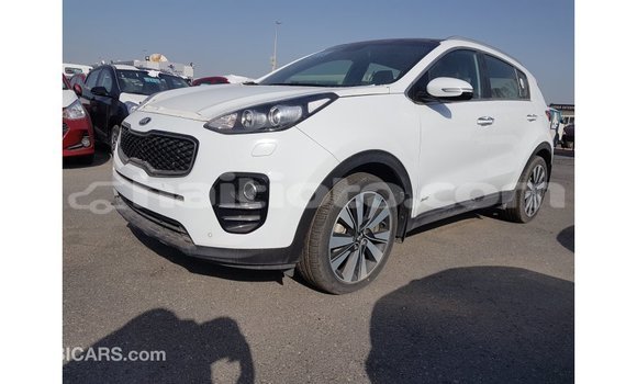 Acheter Import Voiture Kia Sportage Blanc à Import - Dubai, Artibonite Acheter Import Voiture Kia Sportage Blanc à Import - Dubai, Artibonite