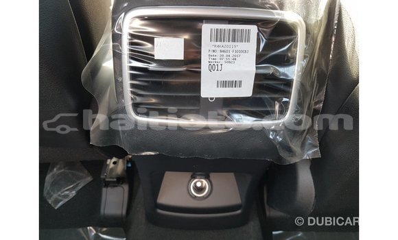 Acheter Import Voiture Kia Sportage Blanc à Import - Dubai, Artibonite Acheter Import Voiture Kia Sportage Blanc à Import - Dubai, Artibonite