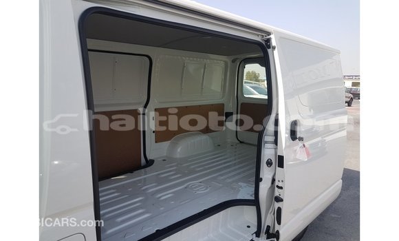 Acheter Import Voiture Toyota Hiace Blanc à Import - Dubai, Artibonite Acheter Import Voiture Toyota Hiace Blanc à Import - Dubai, Artibonite