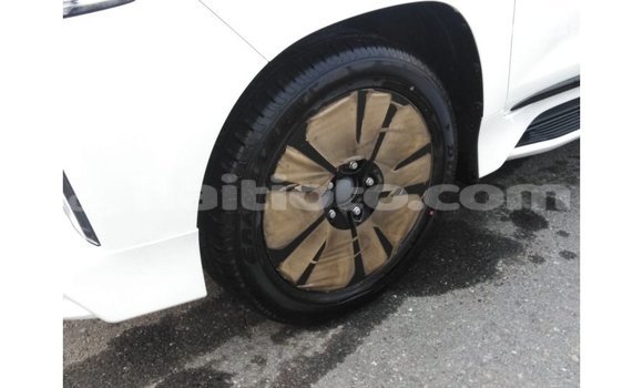 Acheter Import Voiture Lexus LX Blanc à Import - Dubai, Artibonite Acheter Import Voiture Lexus LX Blanc à Import - Dubai, Artibonite