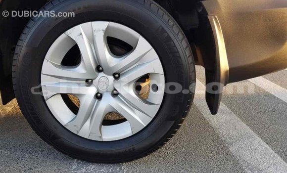Acheter Import Voiture Toyota RAV4 Rouge à Import - Dubai, Artibonite Acheter Import Voiture Toyota RAV4 Rouge à Import - Dubai, Artibonite