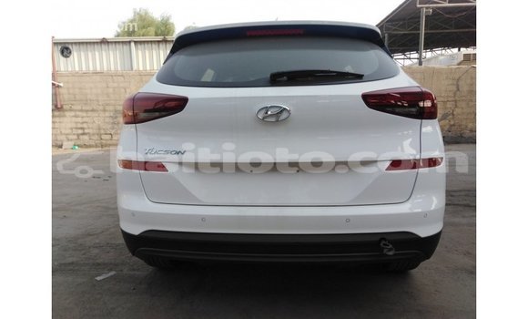 Acheter Import Voiture Hyundai Tucson Blanc à Import - Dubai, Artibonite Acheter Import Voiture Hyundai Tucson Blanc à Import - Dubai, Artibonite