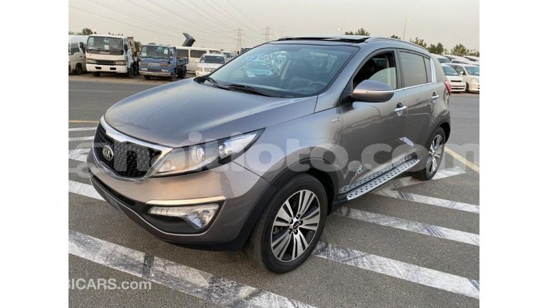 Big with watermark kia sportage artibonite import dubai 1897