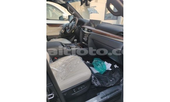 Acheter Import Voiture Lexus LX Bleu à Import - Dubai, Artibonite Acheter Import Voiture Lexus LX Bleu à Import - Dubai, Artibonite